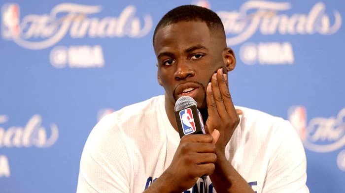 金州勇士前鋒葛林(Draymond Green)去年7月因掌摑前密西根州大美式足球選手而遭起訴,加州律師布魯(Lisa Bloom)透過新聞稿表示,將對葛林提出民事訴訟。圖/資料照片