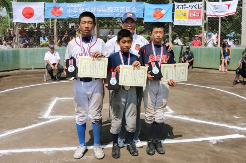 張恩睿獲球隊優秀選手獎。圖/學生棒聯提供