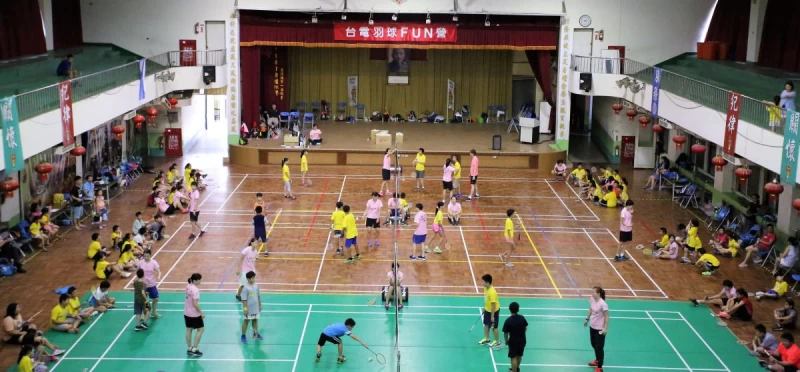 課程教學多元化,讓參與台電夏令營的小學童開心不已/黃秀仁攝