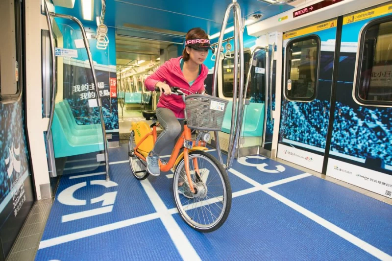 北捷運動場車廂夯,運動社群JoiiUp串連YouBike推整個城市都是我的健身房。圖/主辦單位提供