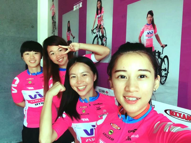 Liv宜蘭女子自由車隊車手們活力十足。黃章桐/提供。