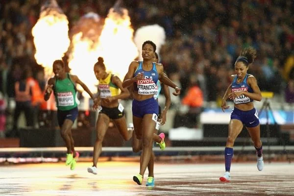 美國芙蘭西絲(Phyllis Francis)以49秒92奪得田徑世錦賽女子400M冠軍。圖／@gettyimages。