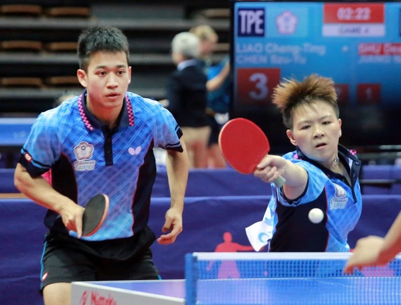 中華隊桌球女子選手陳思羽,即使身體不適,在比賽中依舊全力以赴。台北世大運組委會提供