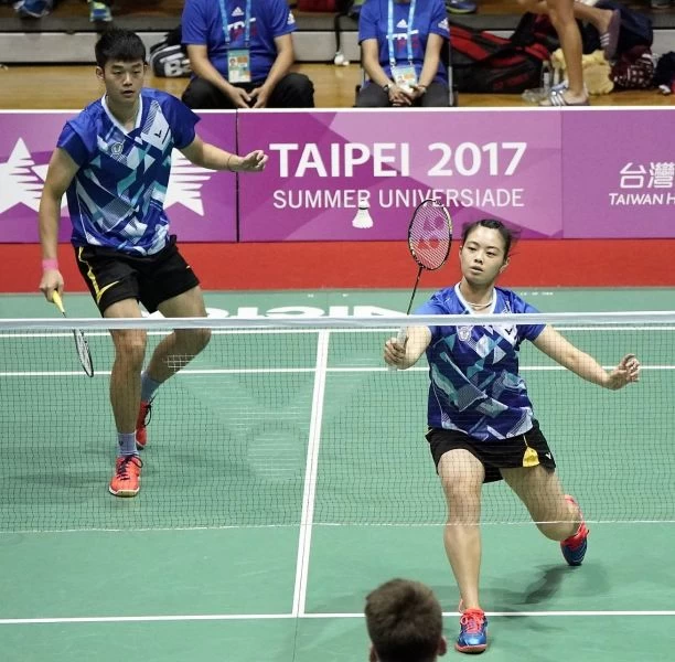 台灣混雙王齊麟（左）李佳馨率先搶下首點／李天助攝