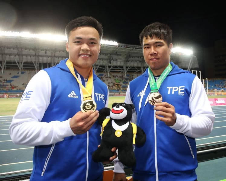 田徑標槍鄭兆村奪下金牌、黃士峯銅牌。圖/李天助攝