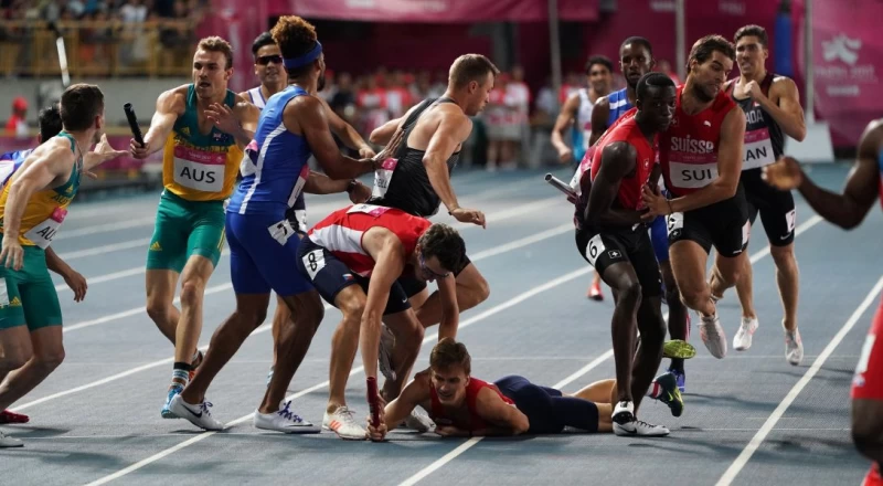 4X400公尺接力區相當激烈。圖/李天助攝