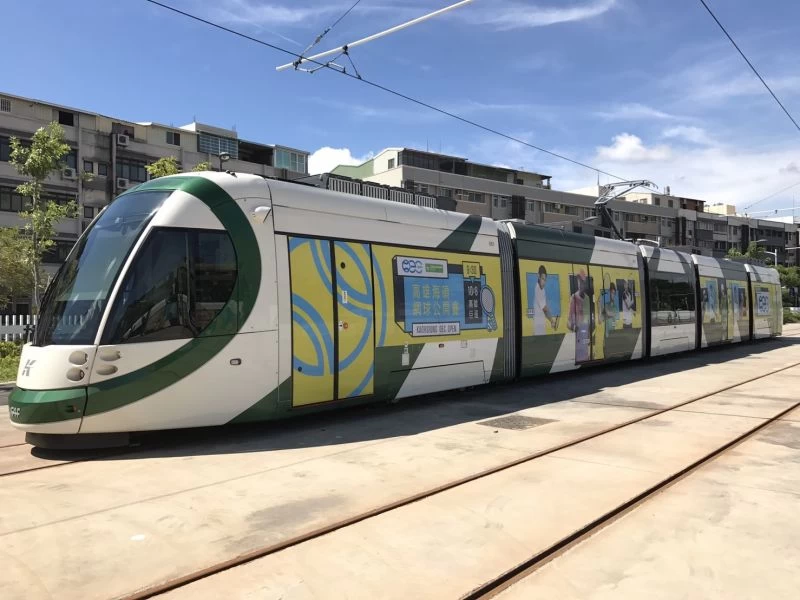 高雄海碩盃與高雄市政府攜手打造賽事限定輕軌,與在地觀眾進行溝通(圖/海碩整合行銷提供)