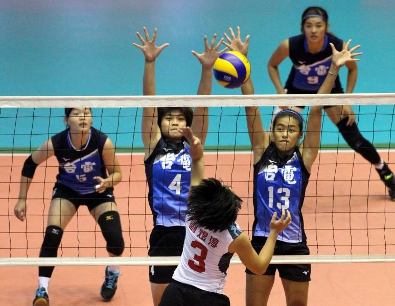 台電女排在企排首周取得二連勝。林嘉欣／攝影。