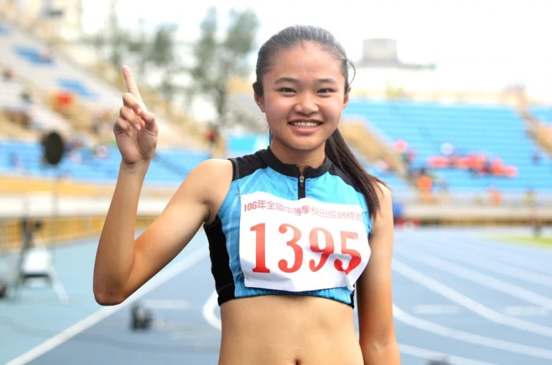  楊睿萱三破國女四百公尺大會紀錄。林嘉欣／攝影。