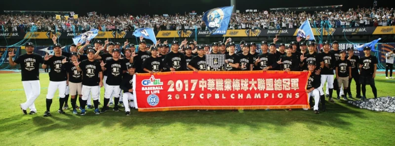 Lamigo封王。李天助攝