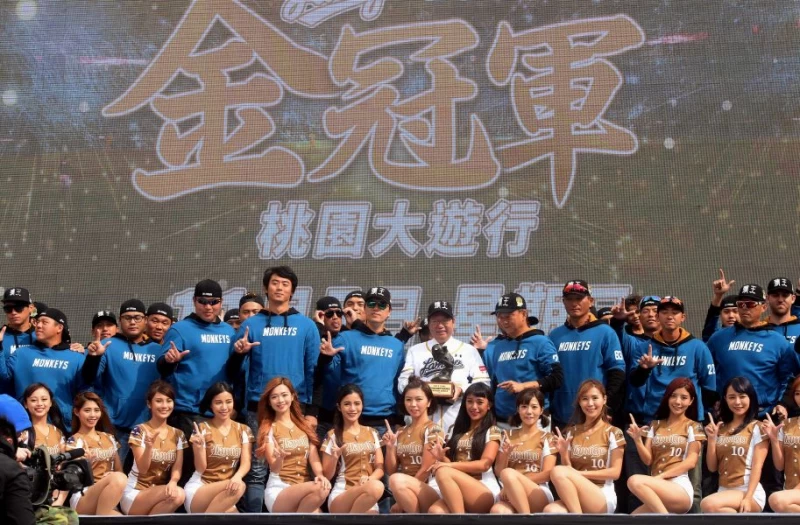 LAMIGO拿下金冠軍，上萬名粉絲力挺。