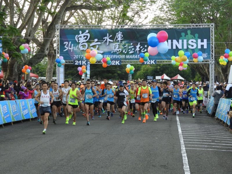數千名選手起跑。大會提供