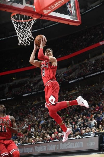 拉文回歸首戰即展現高效率,全場攻下14分。圖片來源 @chicagobulls twitter