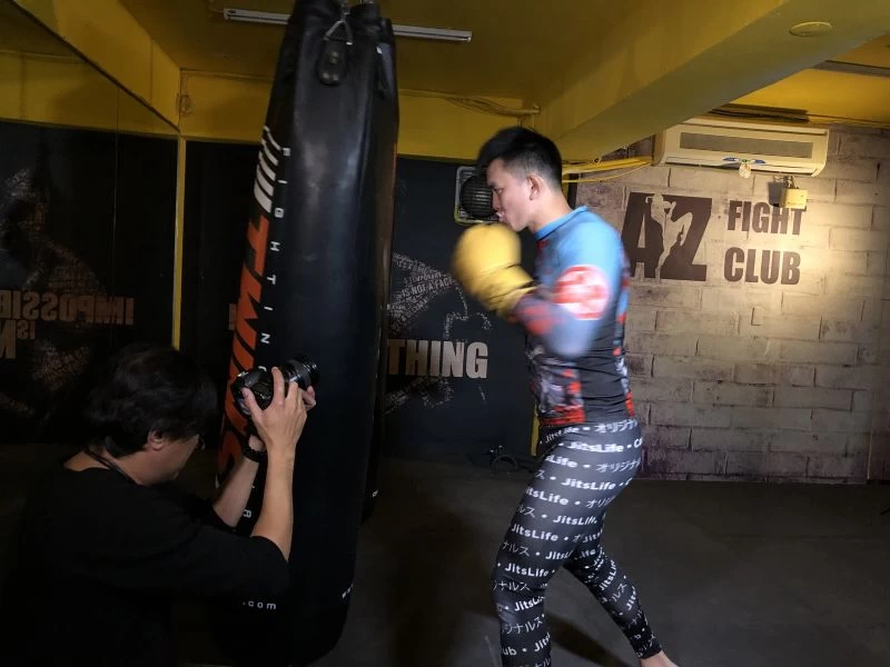 為推廣綜合格鬥,黃育仁特別獻出第一次錄製形象影片。(綜合格鬥協會提供)