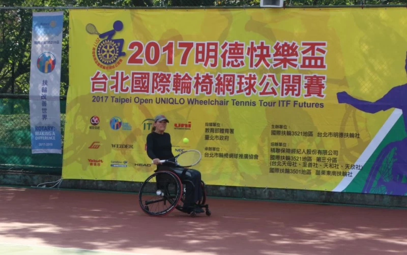 2018富邦盃冠軍戰刺激開打，現場吸引大批民眾親友化身熱情啦啦隊為小朋友們加油打氣！圖/主辦單位提供