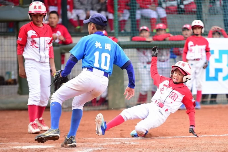 今日登板守住勝利的中正隊長許翔鈞,投球時架勢及氣勢一等一。圖/主辦單位提供