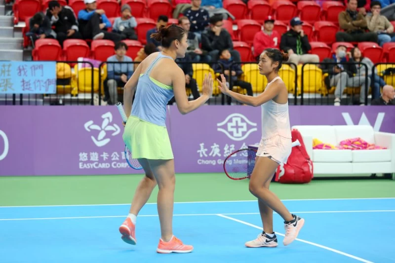 中國組合段瑩瑩／王雅繁封后。WTA臺灣公開賽大會提供