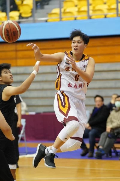 卓敬得18分5籃板7助攻。