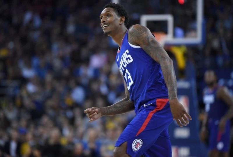 威廉斯一度被交易，最後與快艇續約3年。圖/@BR_NBA推特