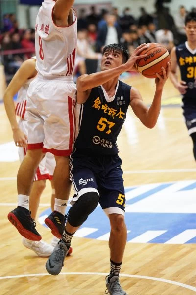 高師大劉宏柏飆生涯新高27分領軍克北市大甜蜜復仇。