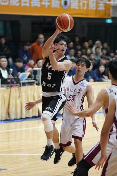 義守大學陳昱翰切傳。