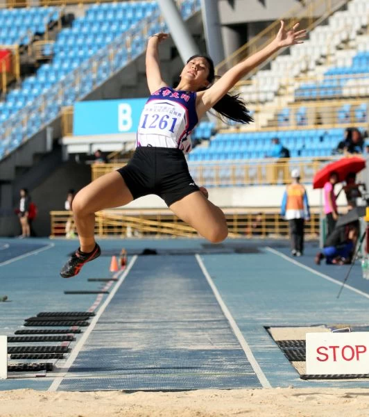 高中女子組跳遠台北市大同高中林子琪5.62封后。林嘉欣／攝影。