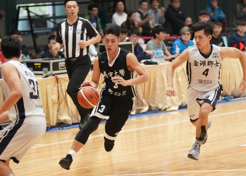 義守徐証順26分１０籃板本季首度「雙十」帶領下。圖/UBA提供
