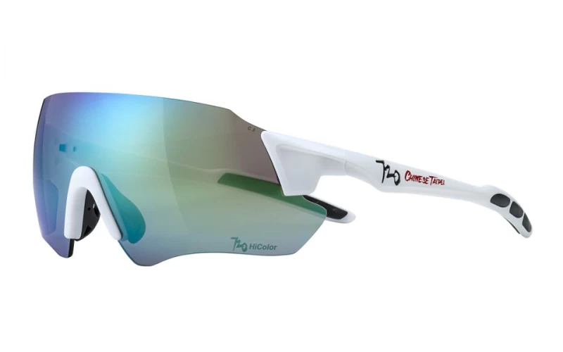 720armour為2018環台賽中華隊設計的中華隊鏡。720armour運動眼鏡／提供。