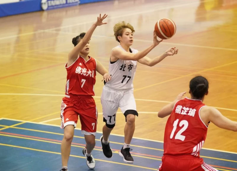 北市大學朱育勤切傳。