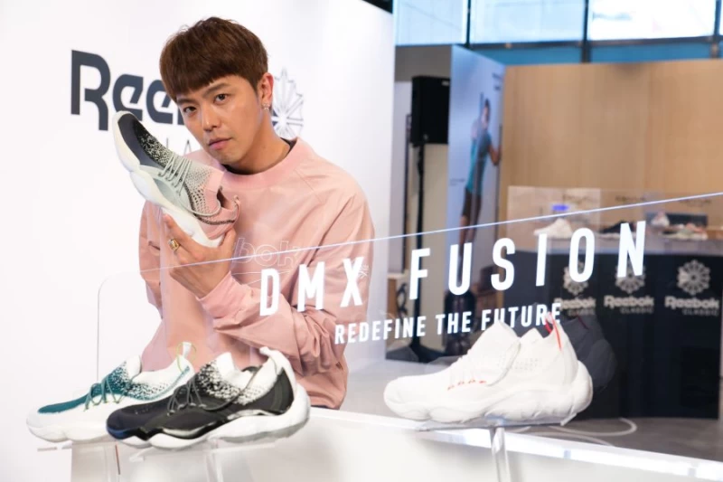 DMX RUN 10 OG為經典重生的典範之作。圖/Reebok提供