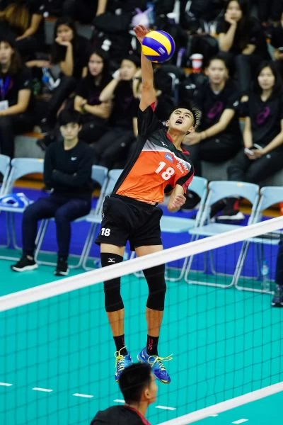 台師大謝雅仁殺球／大專體總提供