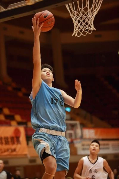 林庭謙將披能仁戰袍參加HBL30周年國際高中男、女籃邀請賽。