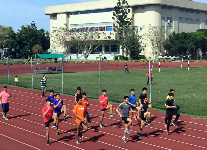 虎尾科大田徑隊積極備戰全大運。取自/游立椿臉書。