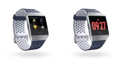 Fitbit Ionic:adidas版。