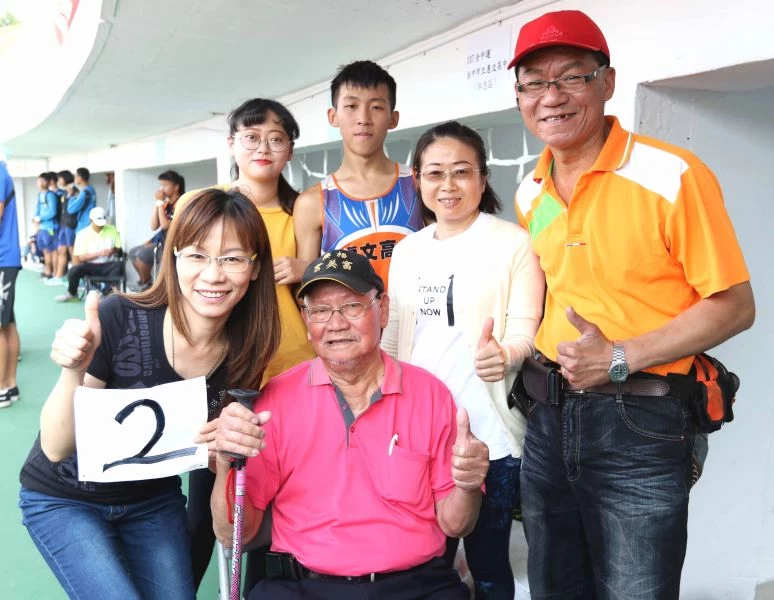 家人是黃登顯最忠實的粉絲。林嘉欣/攝影。