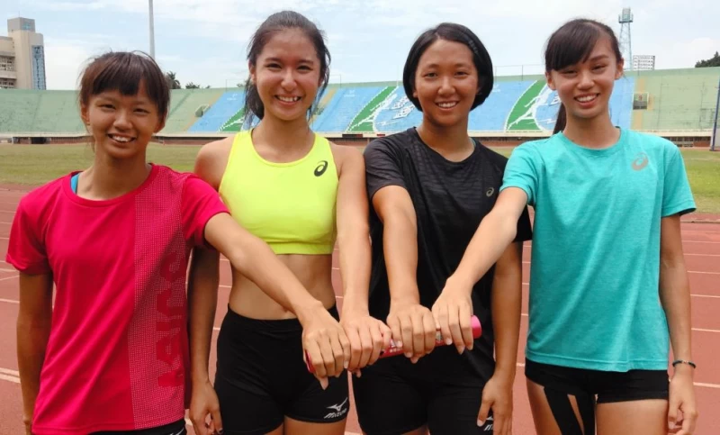 廖靜賢／廖晏均／柯靜婷／陳莞玫四位短跑女飛人將挑戰四百接力達標亞運。黃春榮／提供。