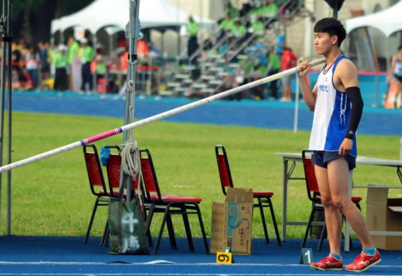 許德敬成為台灣第20位跳過5公尺的選手。許德敬/提供。
