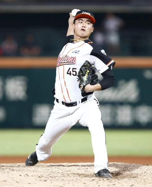 統一獅子謙。李天助攝