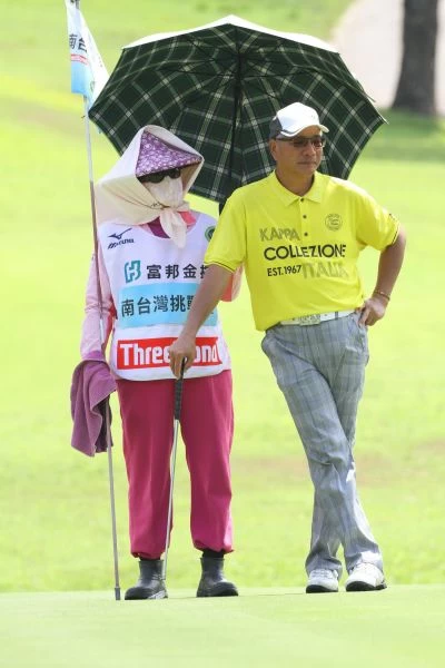 南台灣挑戰賽第一回合謝錦昇71桿(-1)並列第四。鍾豐榮攝影