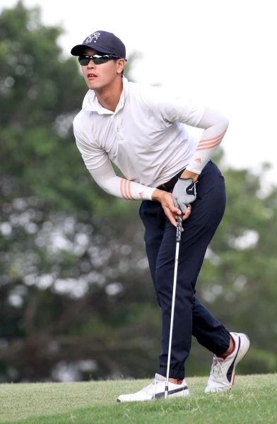 何勁宏69桿(-3)暫並列第四。鍾豐榮攝影