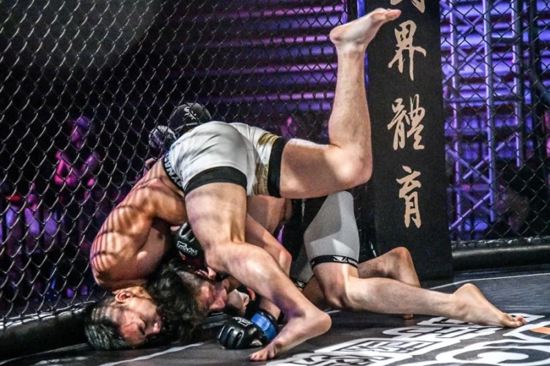 吳仲凱vs田代悠生。