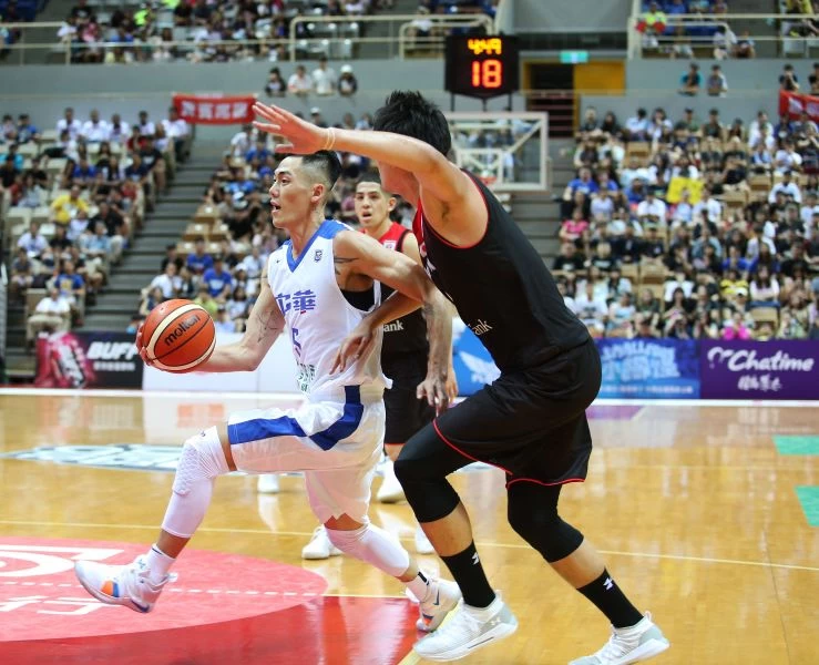 劉琤領軍逆轉勝日本。李天助攝