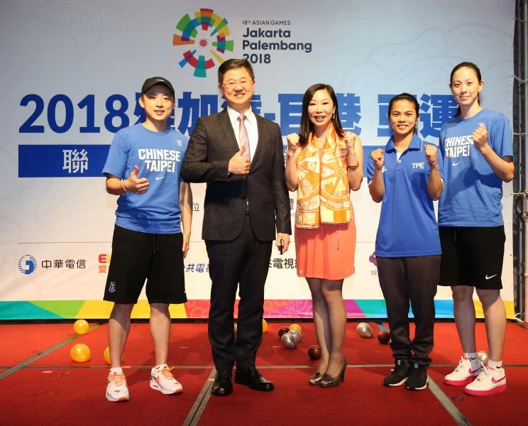 亞運選手也同時出席聯播記者會。李天助攝