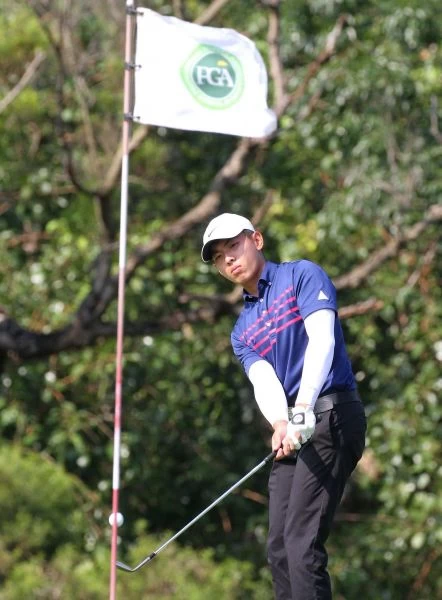 第一回合業餘選手呂孫儀打出67桿(-5)單獨領先。鍾豐榮攝