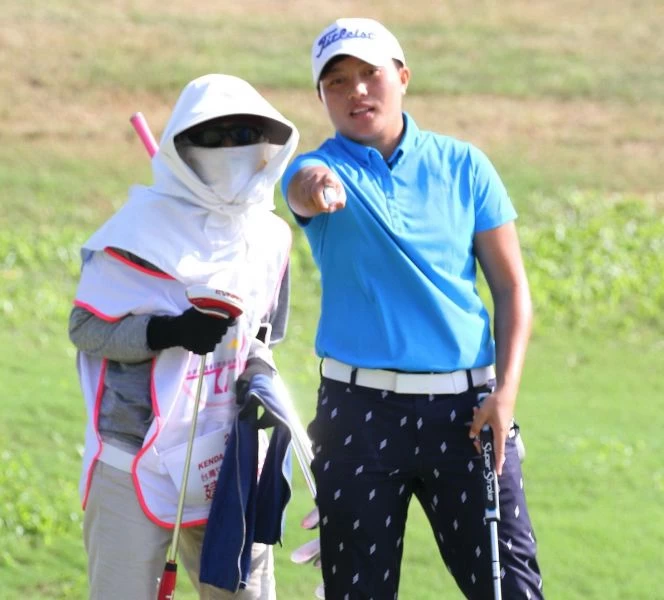 第二回合李欣73.68以(-3)暫列第三。鍾豐榮攝