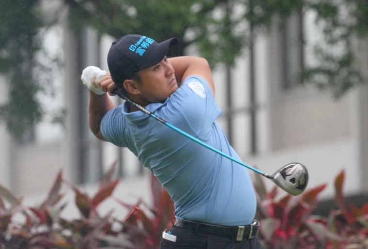 仰德TPC錦標賽第一回合葉昱辰69桿(-3)並列第三。鍾豐榮攝