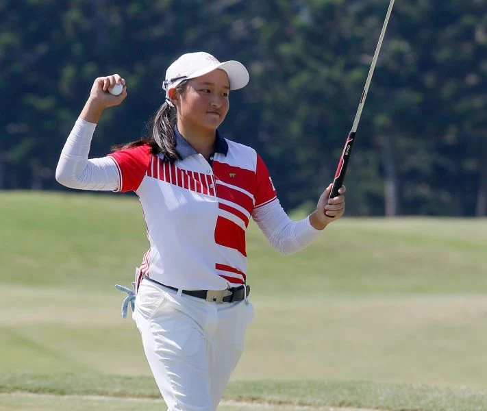 14歲業餘小將吳佳晏三回合比賽一路領先,最終以一桿之微,寫下台巡賽年紀最輕的冠軍得主。