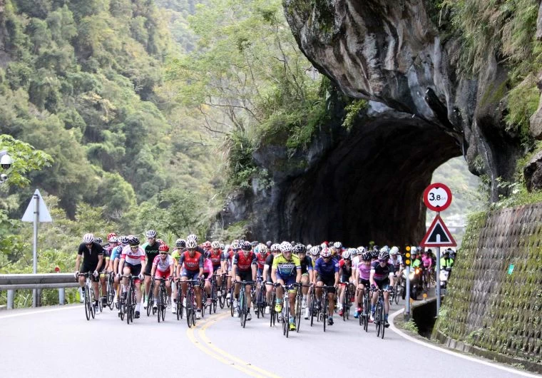 2018臺灣自行車登山王挑戰10月26日登場。DURO華豐輪胎/提供。