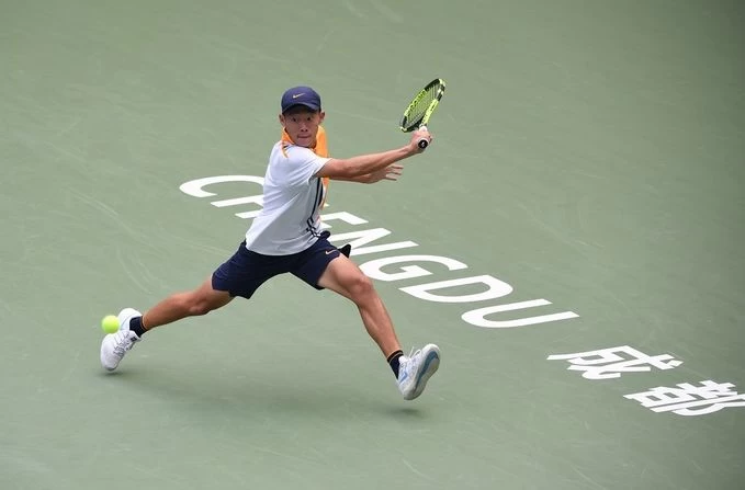 曾俊欣連勝4場晉冠軍戰。