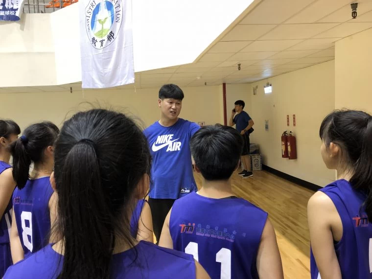 輔仁菜鳥教頭黃玟穎領軍拿下生涯最重要一勝。